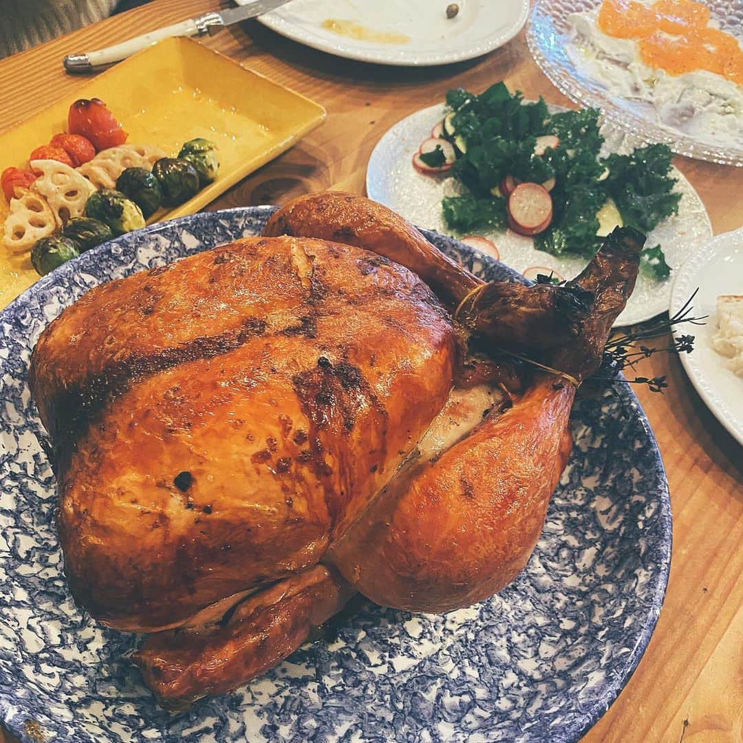 トスカーナ風チキンスキレット、ケールとドライトマト添え レシピ