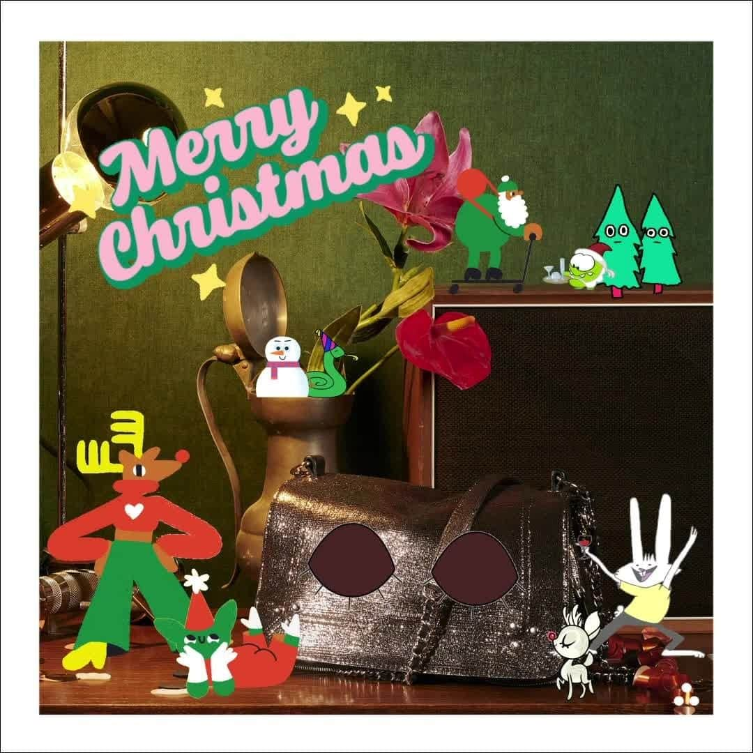 ジェロームドレイフュスのインスタグラム：「All the Jérôme Dreyfuss Team wish you a Christmas full of joy ! . . #jeromedreyfuss #rootsdeluxe #AW21」