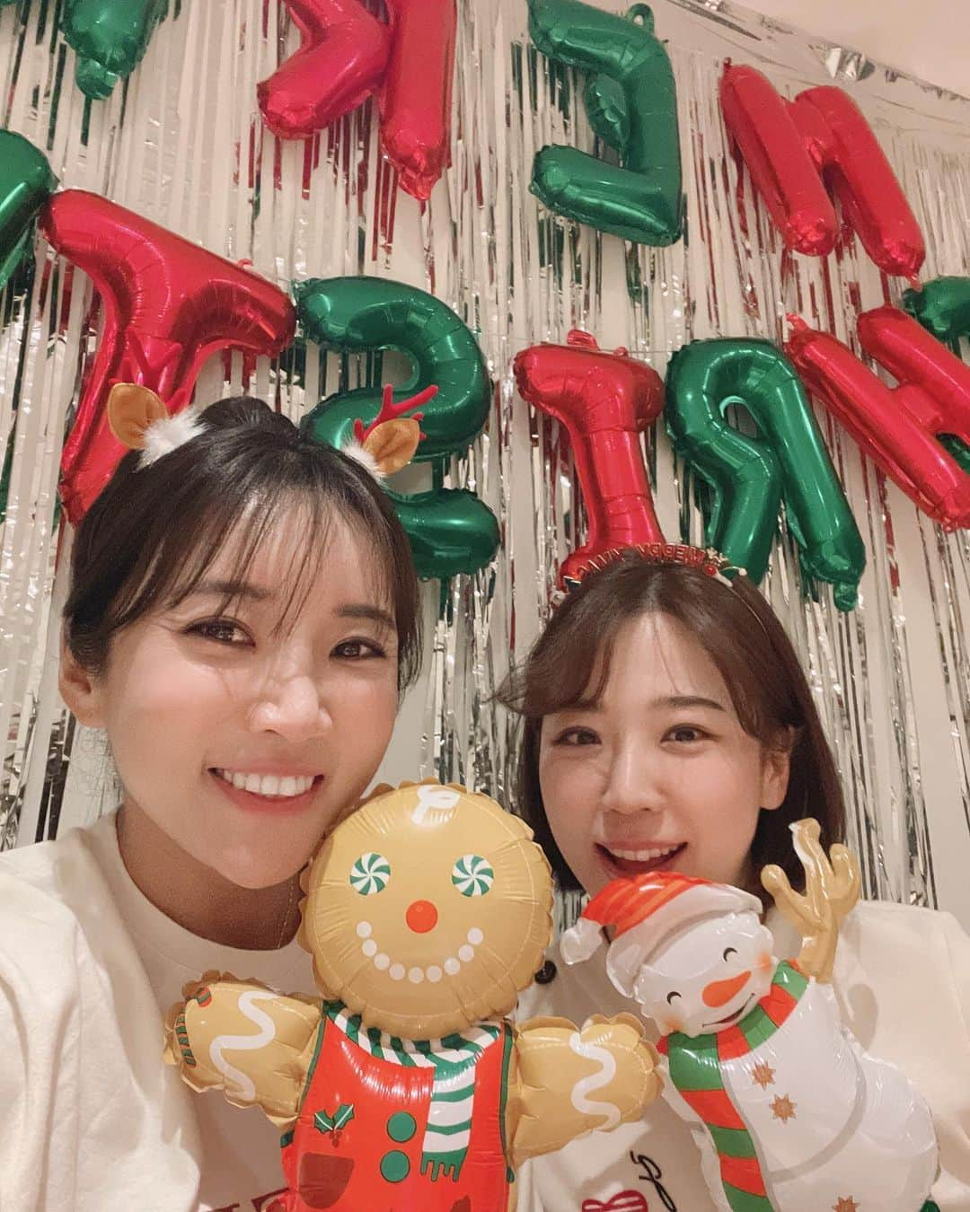 イ・ボミさんのインスタグラム写真 - (イ・ボミInstagram)「- Happy Merry Christmas🎄❄️✨🥂❤️」12月25日 19時10分 - bomee.lee