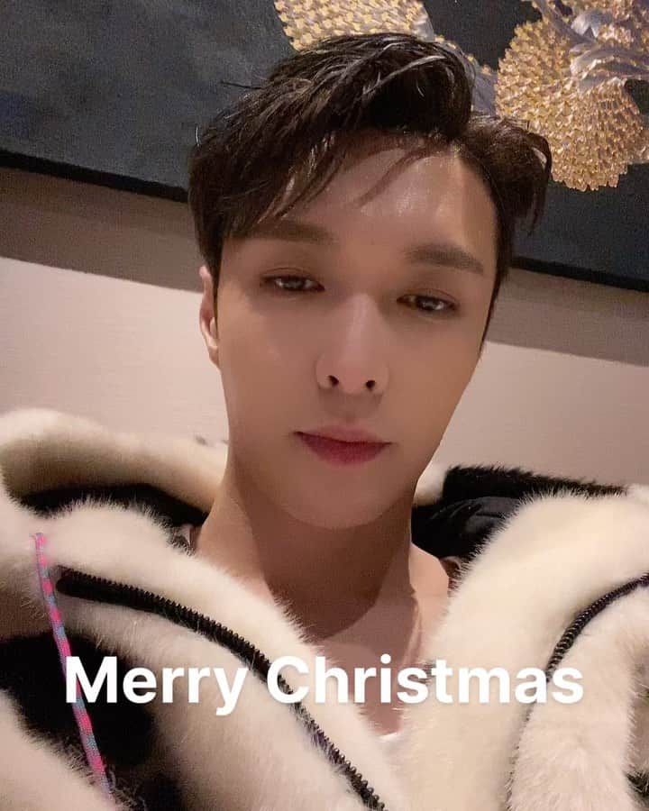 のインスタグラム：「Merry Christmas^_^ 圣诞快乐🎅」
