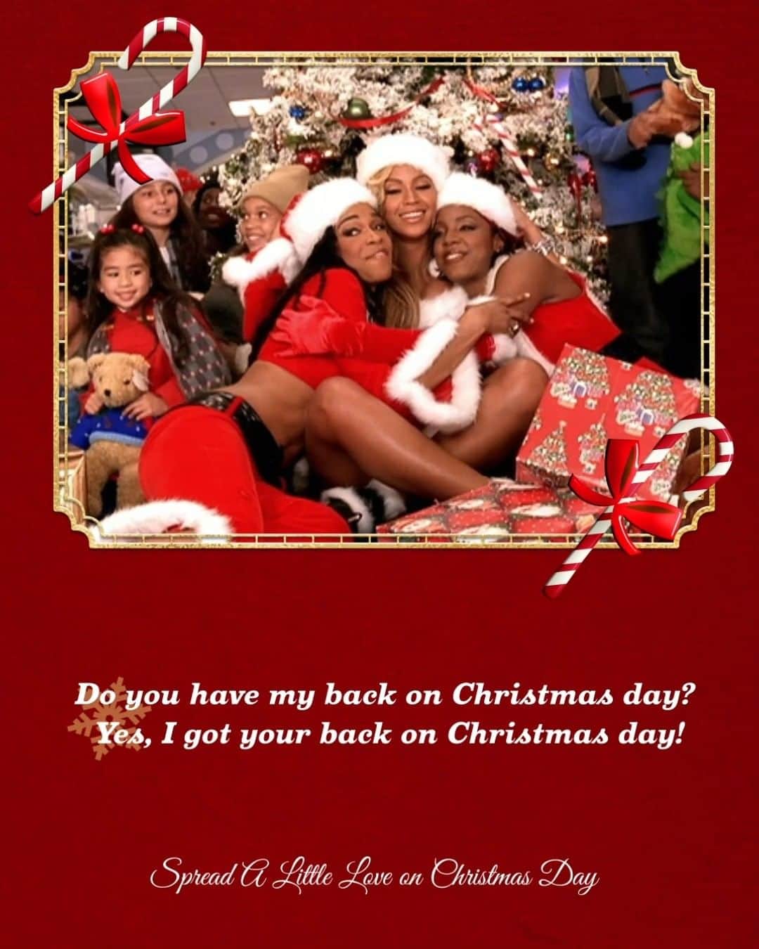 Destiny's Childのインスタグラム：「Merry Christmas 🤗」