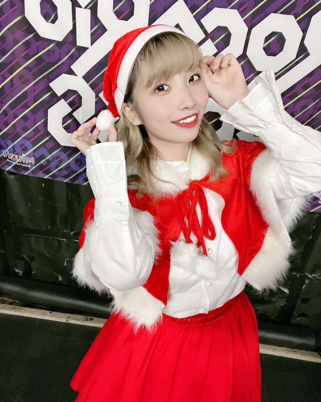 ゆりのインスタグラム：「Merry X'mas🎄❄️」