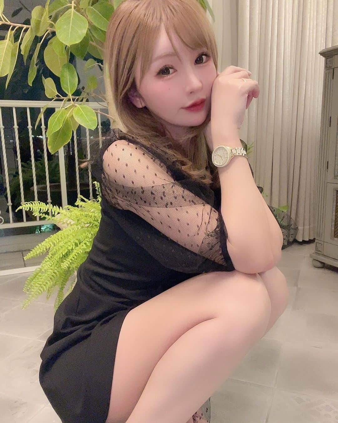 滝沢いおりさんのインスタグラム写真 - (滝沢いおりInstagram)「こんばんは🌙😌  クリスマスいかがお過ごしでしたでしょうか…？😊  #インスタグラビア #gravure #おやすみグラビア #お姉さん」12月26日 0時55分 - takizawaiorir