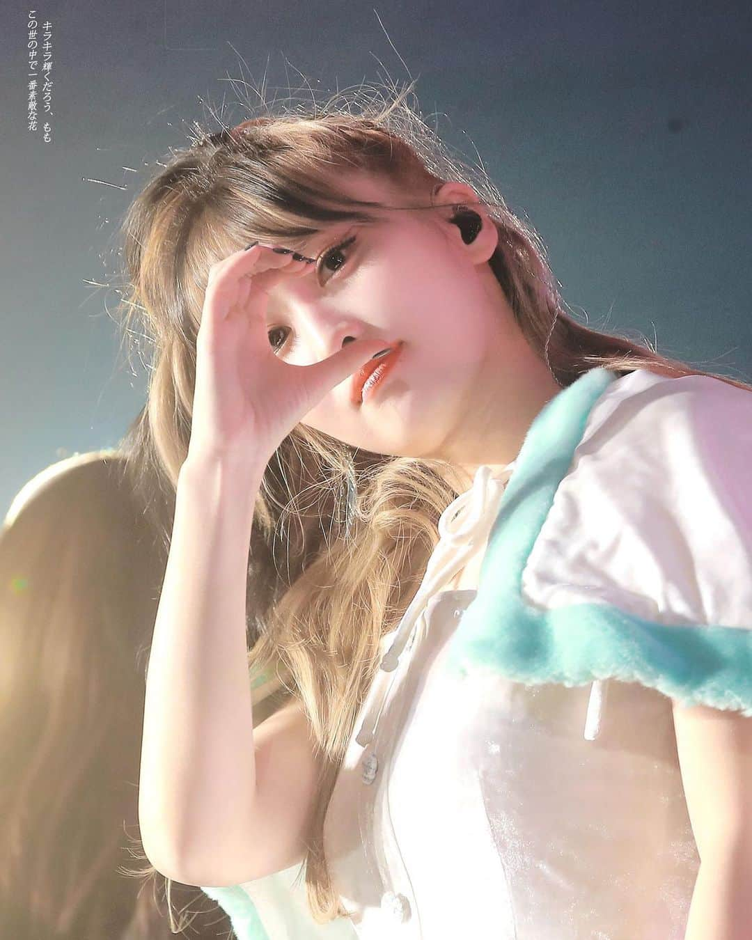 モモのインスタグラム：「♡ [Fantaken] 211225 - TWICE 4th World Tour “III”    -  #MOMO #트와이스 #모모 #平井もも #もも #TWICE © ringx3, twice’s once」