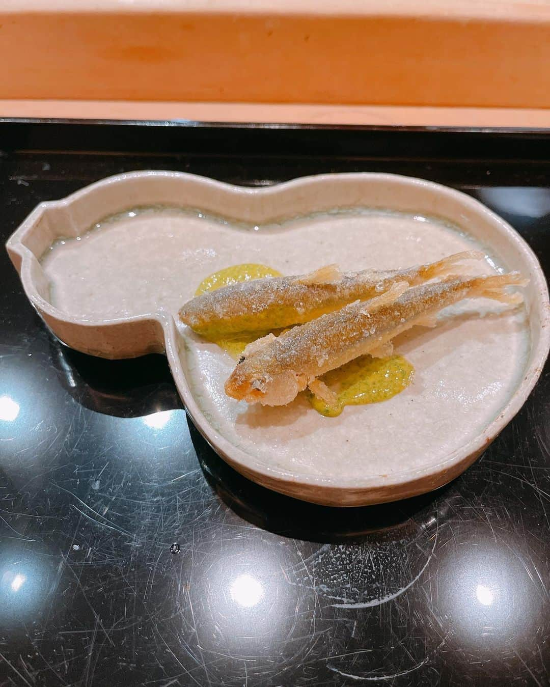 沖田杏梨さんのインスタグラム写真 - (沖田杏梨Instagram)「For Christmas dinner, I went to the one of the most delicious Kaiseki Cuisine (a traditional Japanese dish) I had in Tokyo. Especially the crab!! Maybe it was the most delicious one I have ever had in my life😻 The tast was true GOOD👍  クリスマスディナーにで行った懐石料理は都内で今まででの中で一二を争うほど美味しかった💦特に蟹！🦀人生で1番美味しったかも😻  #銀座器楽亭 #器楽亭 #懐石料理 #割烹料理 #蟹料理  #kappocuisine #kaisekicuisine #crab」12月26日 14時05分 - anri_okita