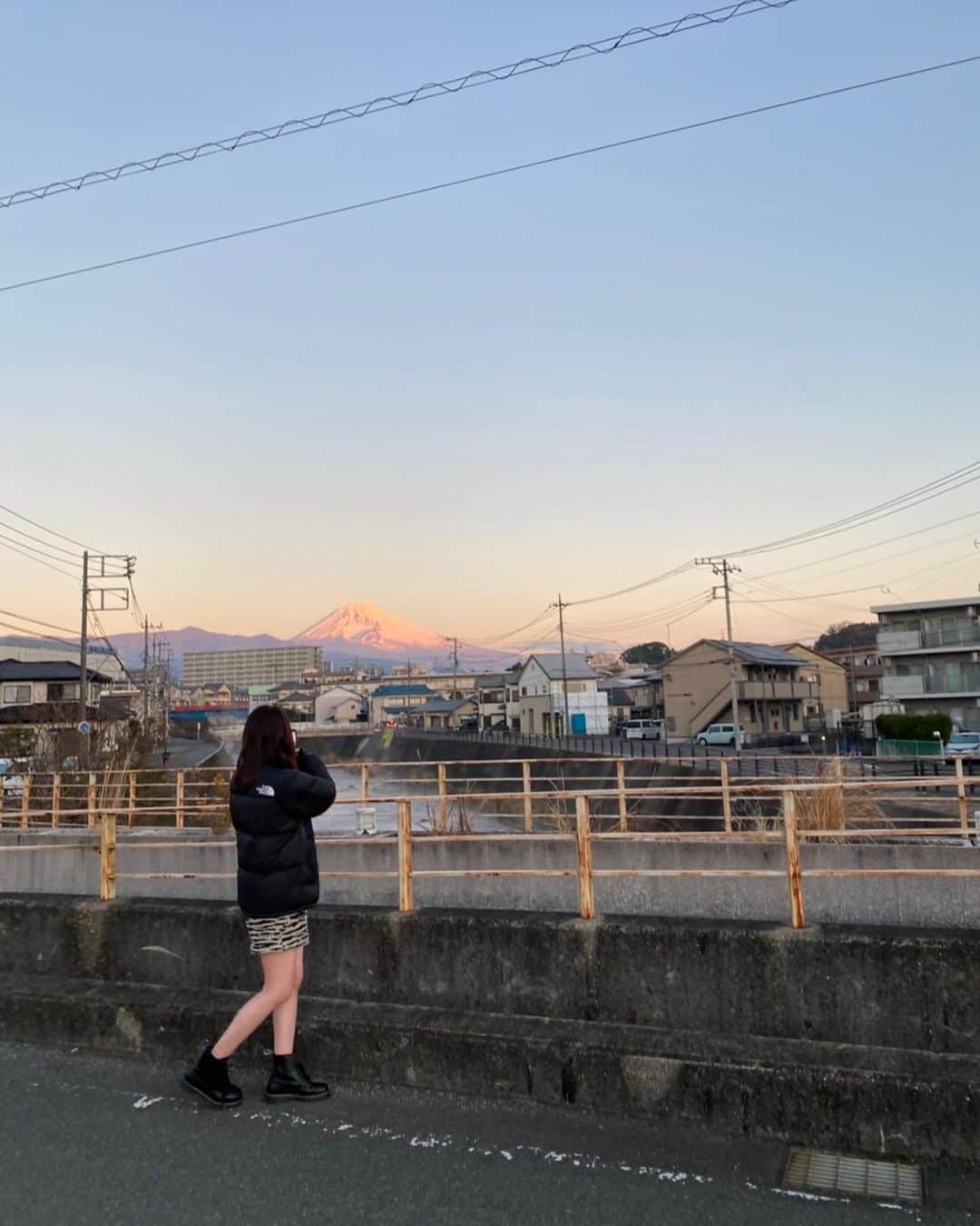 小高実優のインスタグラム：「.」
