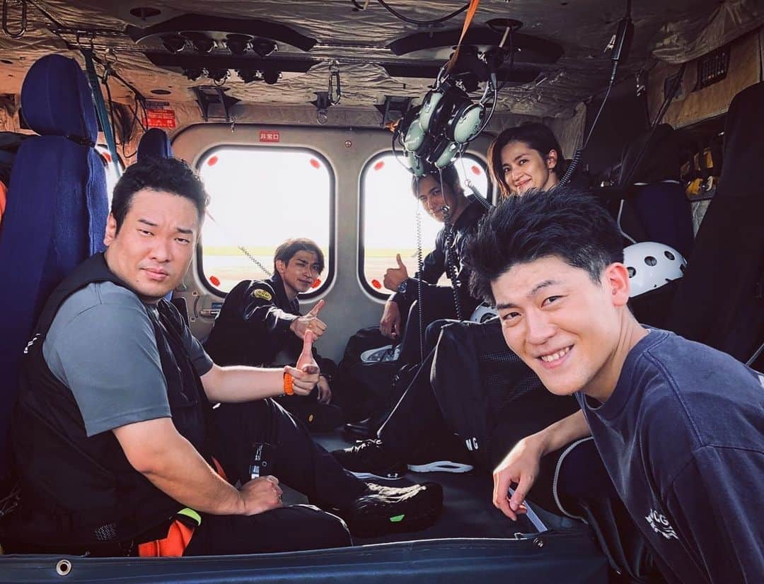 中村アンさんのインスタグラム写真 - (中村アンInstagram)「🎄Merry Christmas & Happy Holidays 🚁 @dcu_japan 来年からの放送、お楽しみに。」12月26日 17時53分 - cocoannne