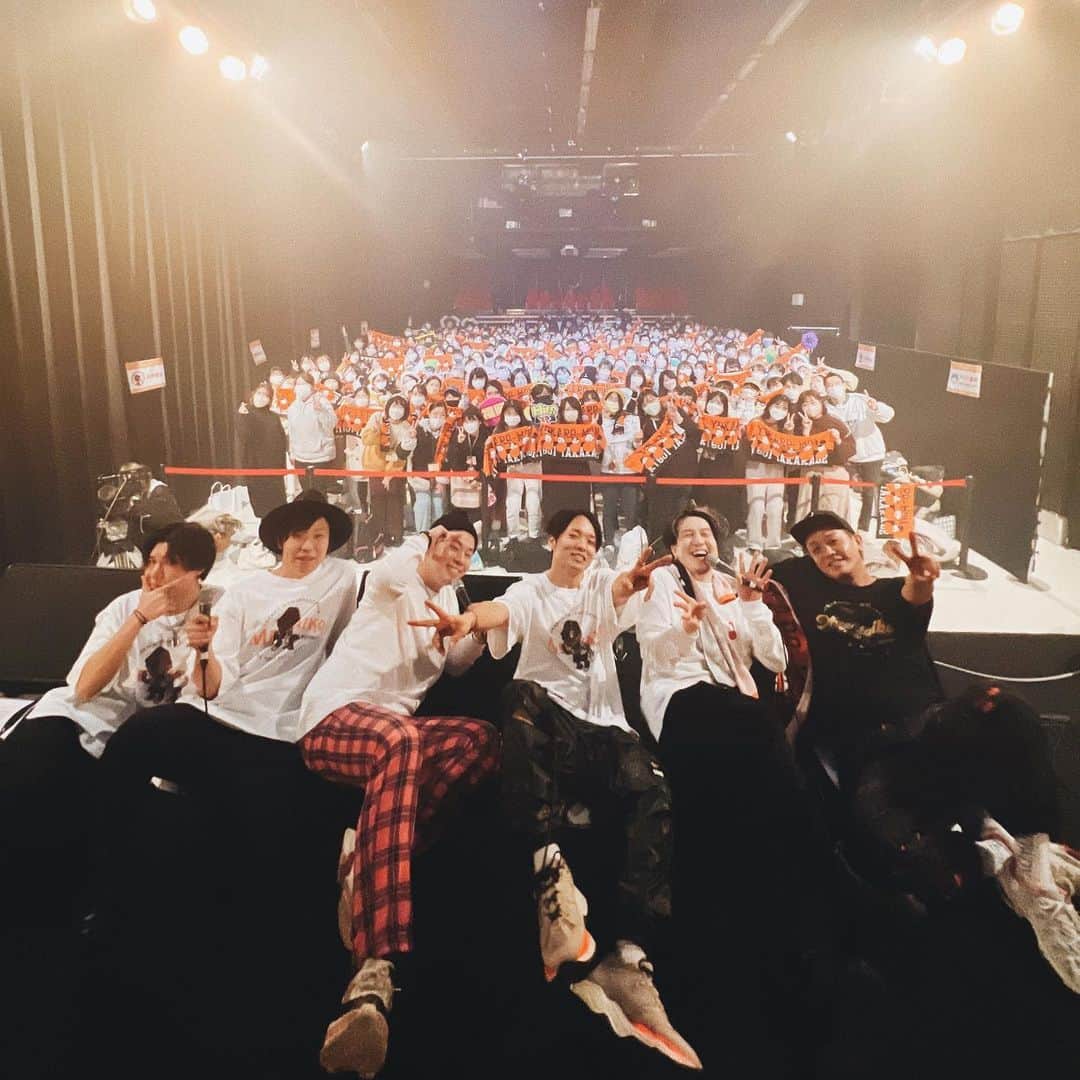 財部亮治のインスタグラム：「上京MNTIブラザーズ福岡公演2部！ 寒い中遊びにきてくださりありがとうございましたっ！！ なんかとても聖なる夜でした！🍷」