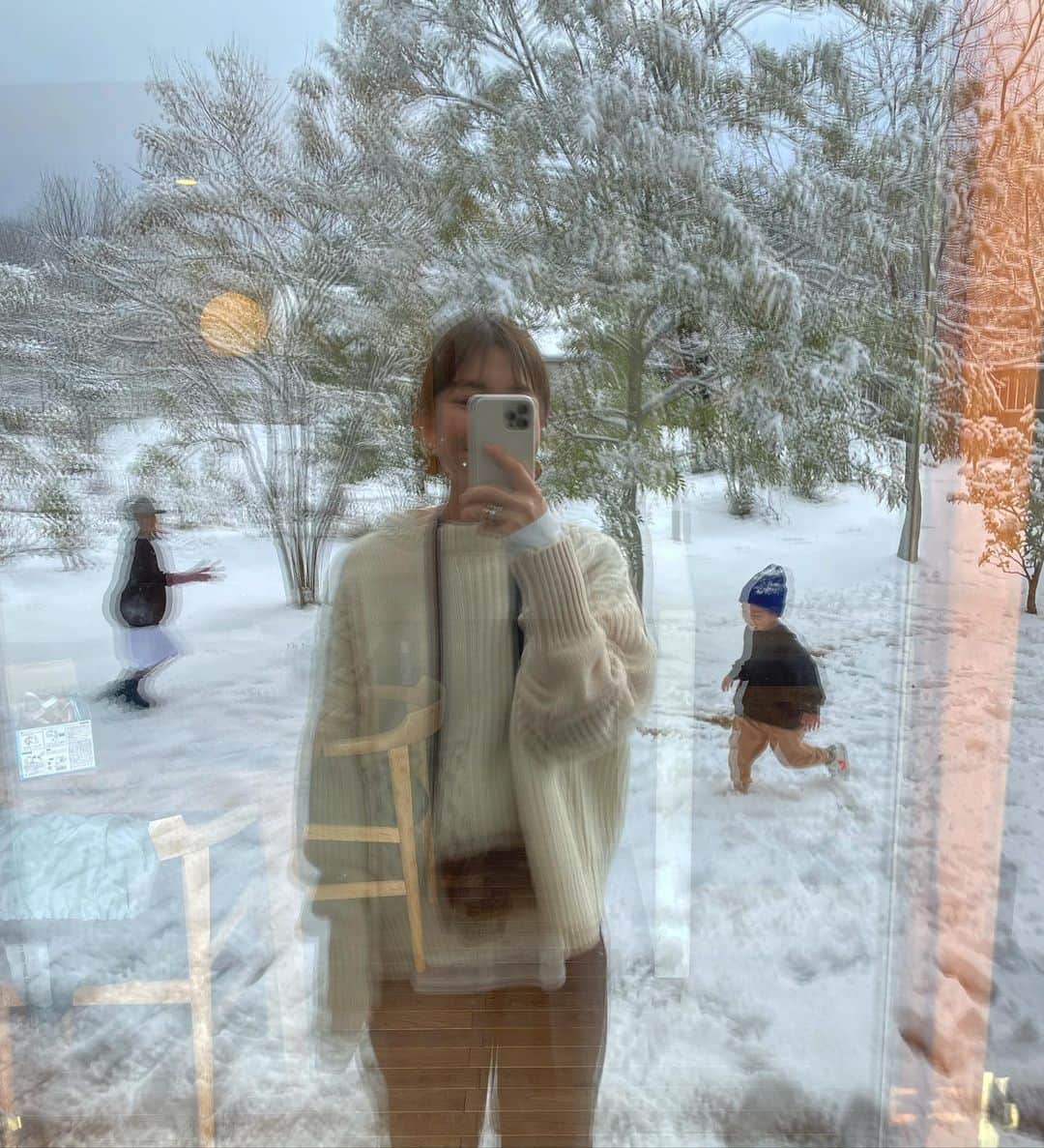 正中雅子のインスタグラム：「white christmas⛄️❄️  #masacotravel」