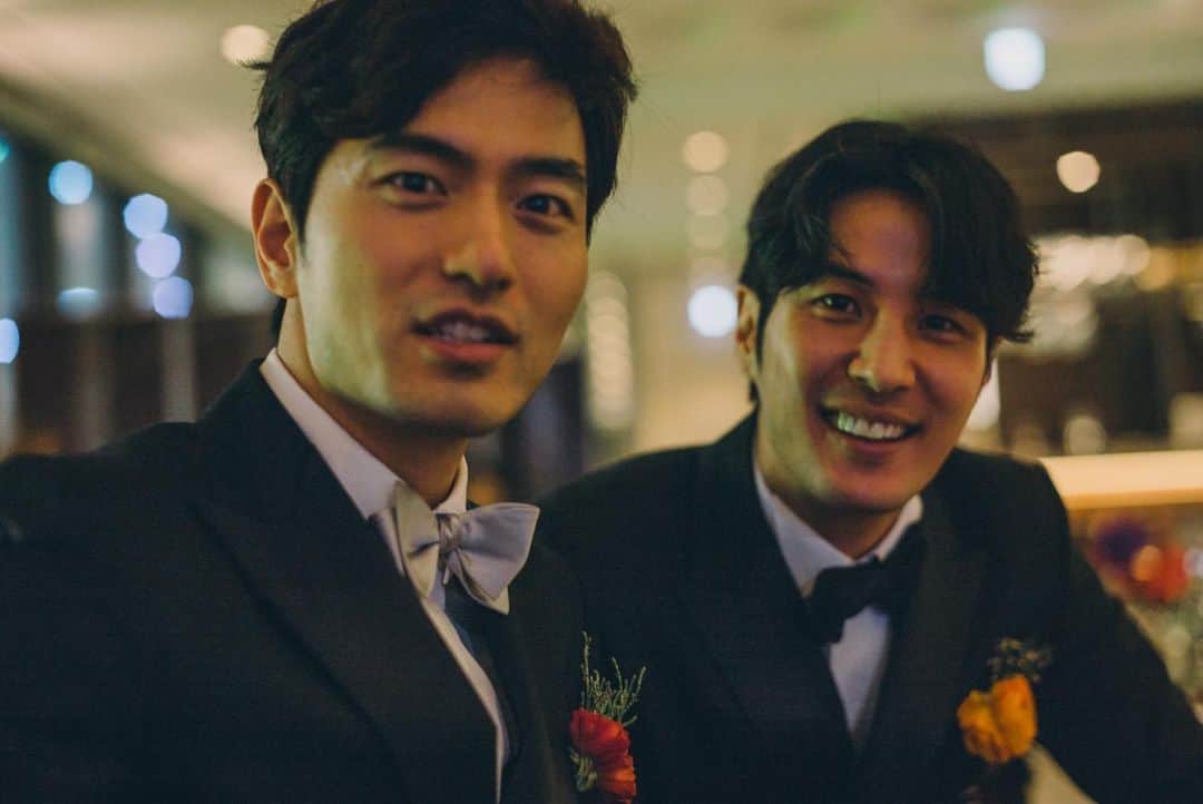 キム・ジソクのインスタグラム：「몇년전 오늘👨‍❤️‍👨」