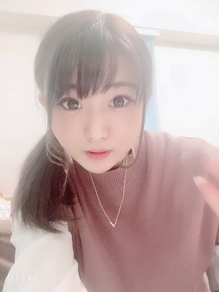 黒崎みかのインスタグラム：「告知ですよー‎( ㆆ ㆆ)و✧ 待ってますね♥️  #黒崎みか#カプセルエージェンシー#AV女優#セクシー女優」