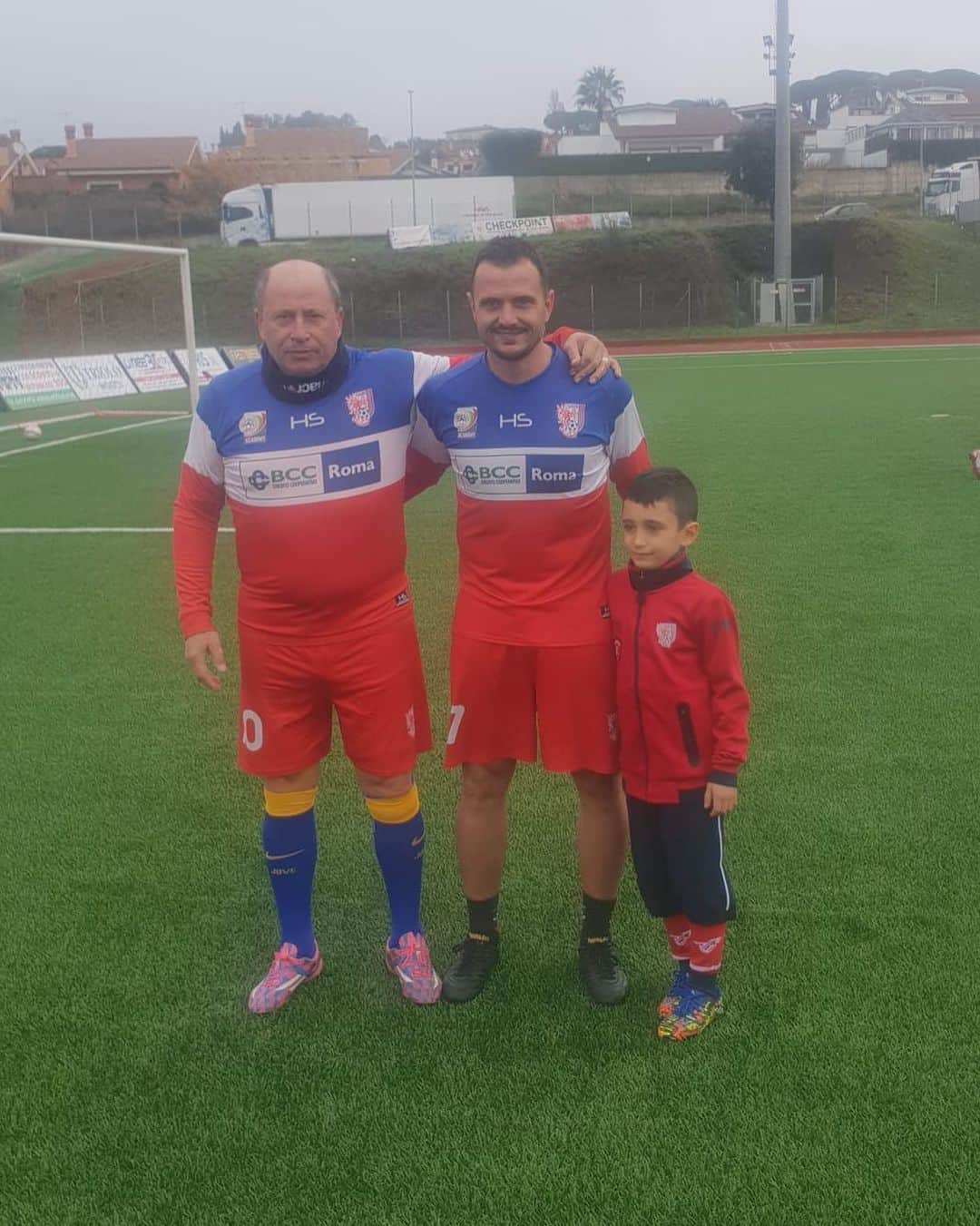 シモーネ・ペペのインスタグラム：「⚽️❤️ Tre Generazioni」