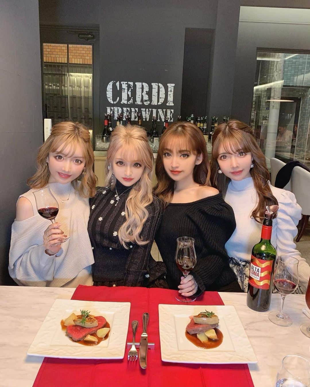 桜井莉菜のグルメインスタ