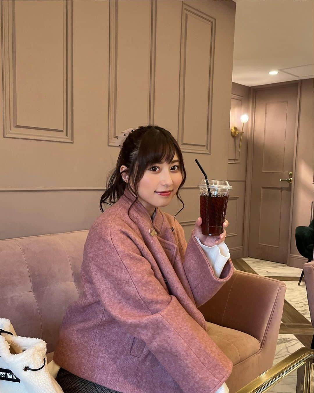 成瀬心美さんのインスタグラム写真 - (成瀬心美Instagram)「💖 . . 改めて ピンク好きだなーって 思った日。 . . #pink #cafe #tokyo」12月3日 18時09分 - coco3ndazo