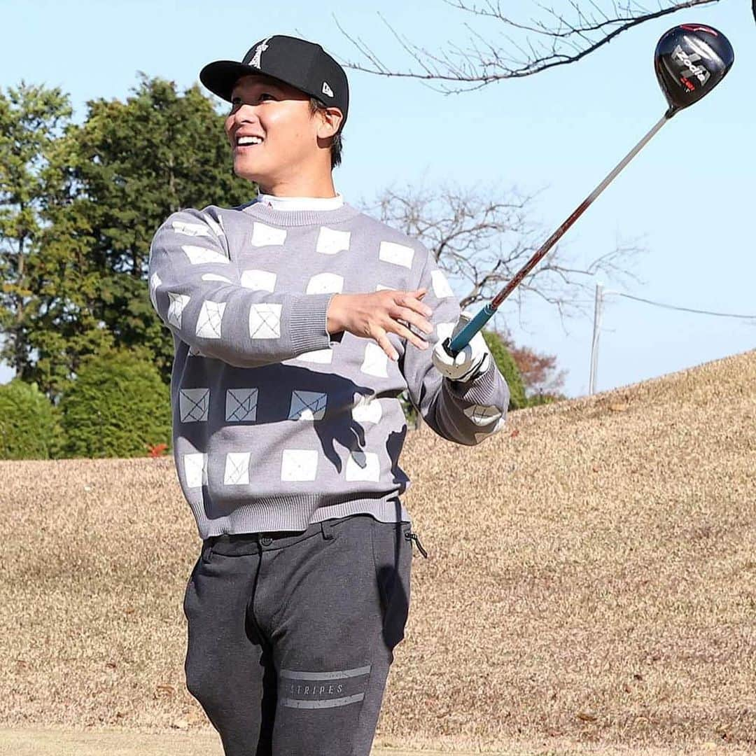 読売巨人軍さんのインスタグラム写真 - (読売巨人軍Instagram)「#ともに強く #納会ゴルフ⛳️ #亀井善行 コーチ #坂本勇人 #キャプテン #石川慎吾 選手 #松原聖弥 選手 #湯浅大 #カメラマン #重信慎之介 選手 #立岡宗一郎 選手 #喜多隆介 選手 #山瀬慎之助 選手 #坂本勇人 選手 #村田修一 コーチ #巨人 #giants #ジャイアンツ #読売ジャイアンツ #野球 #プロ野球 #東京 #tokyo」12月3日 17時02分 - yomiuri.giants