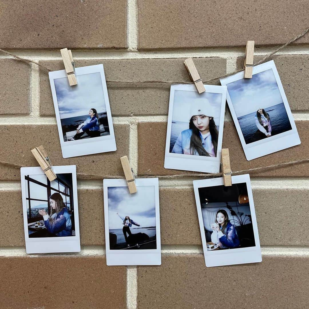 ITZYさんのインスタグラム写真 - (ITZYInstagram)「📷 LIA's VLOG in JEJU Photo Diary 📷  2021.12.04 SAT 6PM (KST) See you tomorrow!」12月3日 18時00分 - itzy.all.in.us