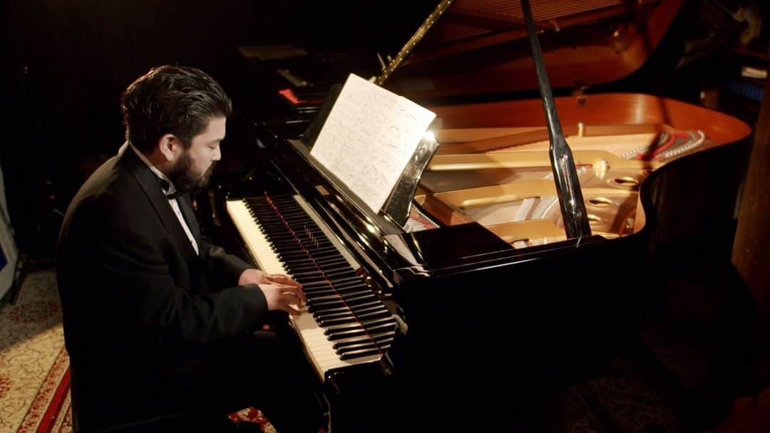 のインスタグラム：「Aladdin : A Whole New World - Piano Solo Arrangement by Leiki Ueda」