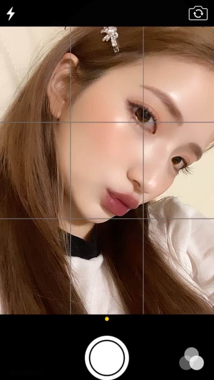 南りほのインスタグラム：「胃もたれ最近すんごい🥲 年齢を感じるようになった。。笑  寒くなってきたから暖かくしてね🥺」