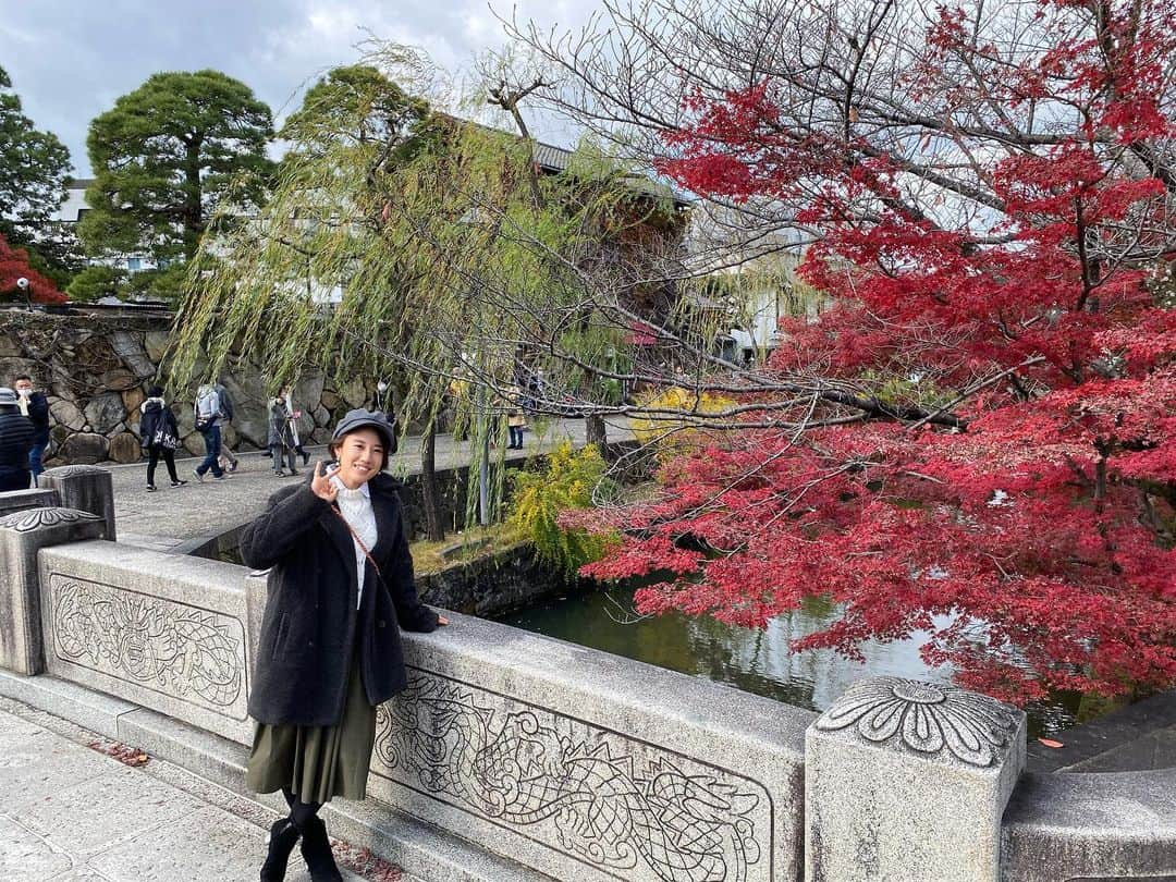 加藤未唯さんのインスタグラム写真 - (加藤未唯Instagram)「大原美術館に行きました🖼🏛 やっぱりピカソは分かりません🤷‍♀️ モネの落ち着いた雰囲気が好きです。 #大原美術館 #美術館 #倉敷 #岡山 #旅館 #旅館くらしき #紅葉 #もみじ #ピカソ #モネ #美術 #アート」12月3日 19時00分 - miyukato1121