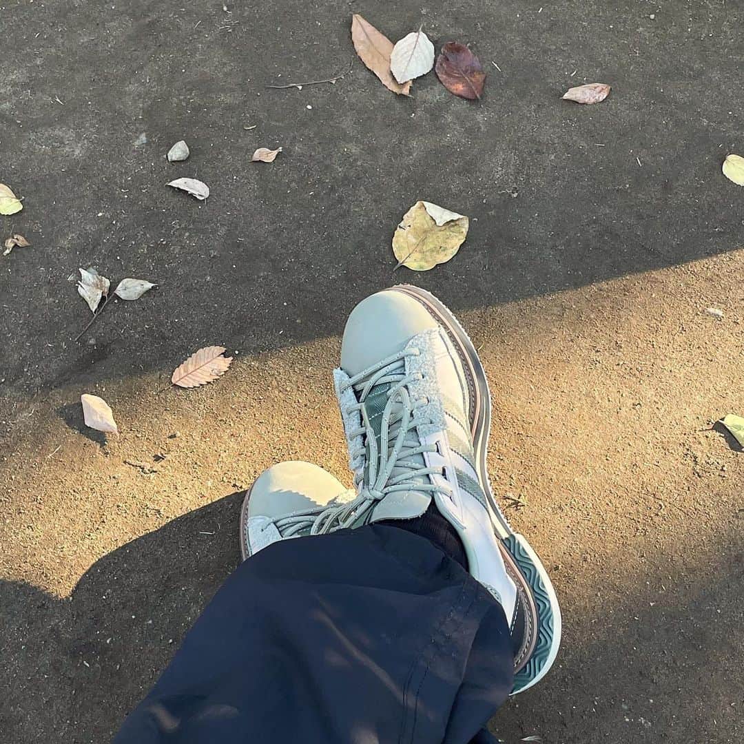 木村なつみのインスタグラム：「🕊🍂🪐」