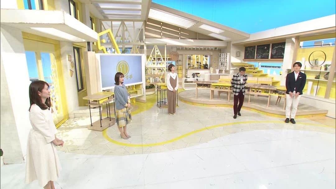 のインスタグラム：「. 高所もお化け屋敷も全然平気😆 怖いもの無し⁉️の中島アナウンサー🧡  バンジージャンプの楽しみ方を熱弁するも 誰にも共感を得られませんでした・・・。 中島アナのバンジージャンプシリーズ✨ 続くかもしれないです（every.で🙄❓）  #中山秀征 #上重聡#徳島えりか #安村直樹#中島芽生#河出奈都美 #シューイチ」
