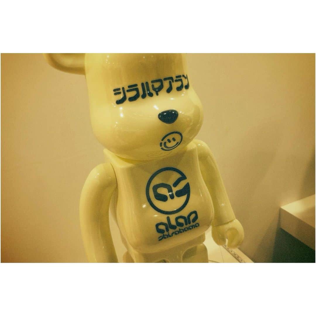 白濱亜嵐さんのインスタグラム写真 - (白濱亜嵐Instagram)「🟢ひかるくまさん🟢  @medicom_toy  #bearbrcik  logo by @number3__」12月4日 13時06分 - alan_shirahama_official
