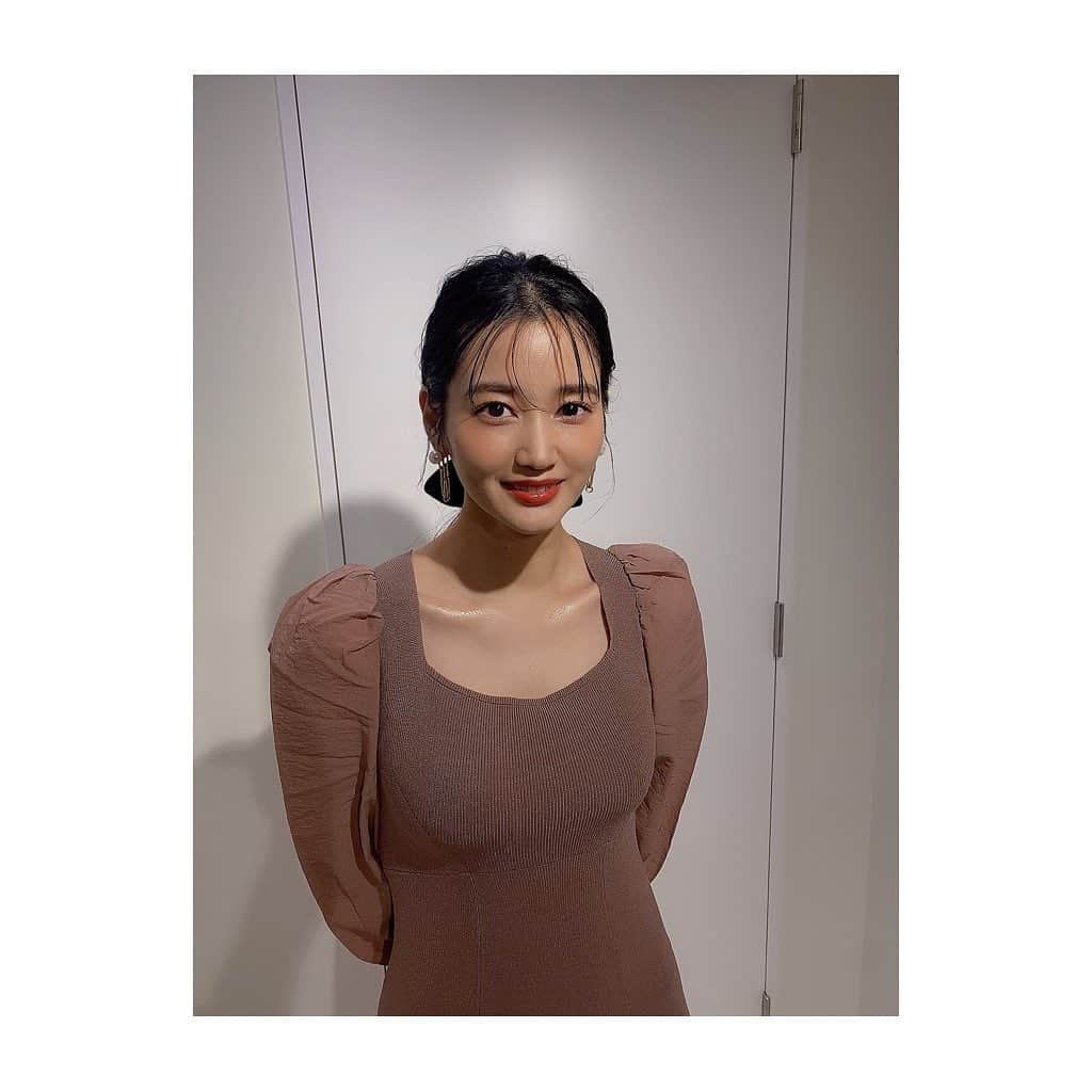 出口亜梨沙さんのインスタグラム写真 - (出口亜梨沙Instagram)「今日の写真集お渡し会、本当にありがとうございました💕 はじめましての人もお馴染みの人も本当に本当にありがとう🥳💓  このご時世にイベントができて、みんなと話せてすごく幸せだったよ💕  スタッフの方も本当にありがとうございました💓  みんな大好き💕💕💕💕💕」12月4日 15時10分 - arisa_deguchi