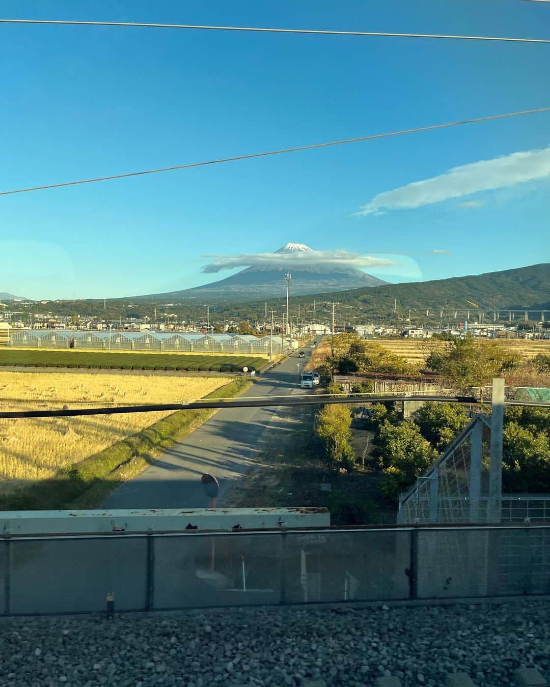 黒田菜月さんのインスタグラム写真 - (黒田菜月Instagram)「ゴルフ日和⛳️ #TBSニュース #衣装 #ヘアメイク #女子アナ #アナウンサー #女子アナヘア #女子アナコーデ #女子アナメイク . #ゴルフ女子 @yuna_usui  #ゴルフ上手い女子  #さすがテニス部 #楽しすぎた✨  #静岡 #エスパルス #J1残留 #👏」12月4日 17時07分 - nyaaatsuki_krd