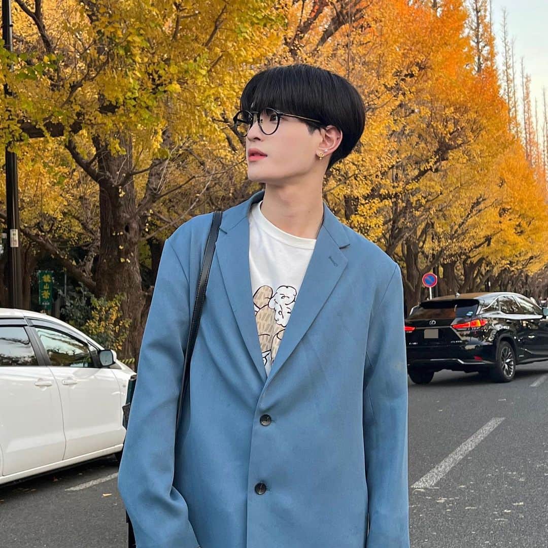 水原匡也のインスタグラム：「一緒にデートしてください🍂#外苑前いちょう並木 #いちょう並木 #セットアップ #fyp」