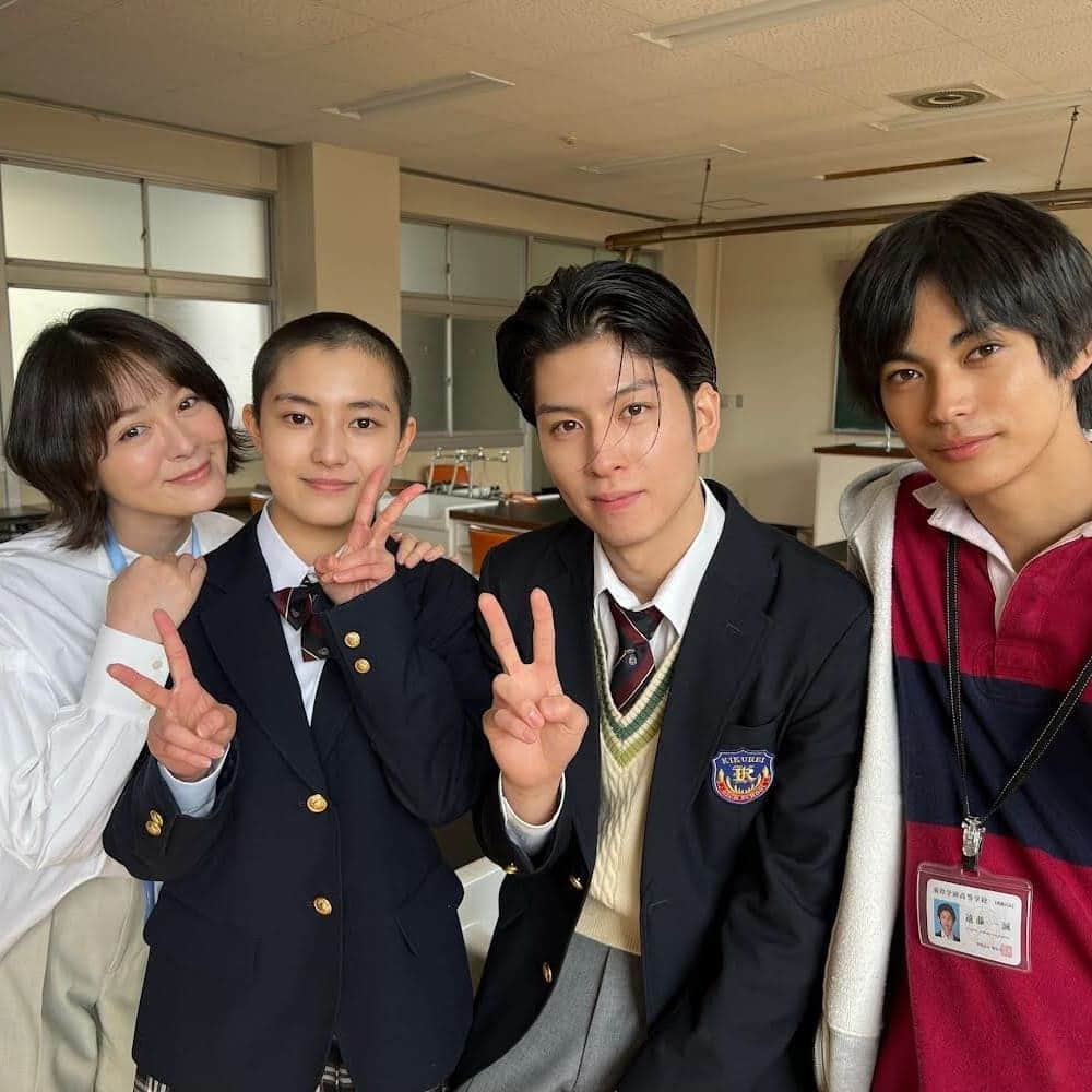 田幡妃菜さんのインスタグラム写真 - (田幡妃菜Instagram)「｢顔だけ先生｣今夜第9話です！  みずきが色んなことにチャレンジし、二度目の大きな変化がある回になってます。  みずきも私もたくさん考え、勇気を出して頑張りました！ 皆さん今夜も是非見てください😊  神尾さん、貫地谷さん、長谷川さんが一緒に撮ってくださいました！📸💕」12月4日 18時05分 - tabatahina_official