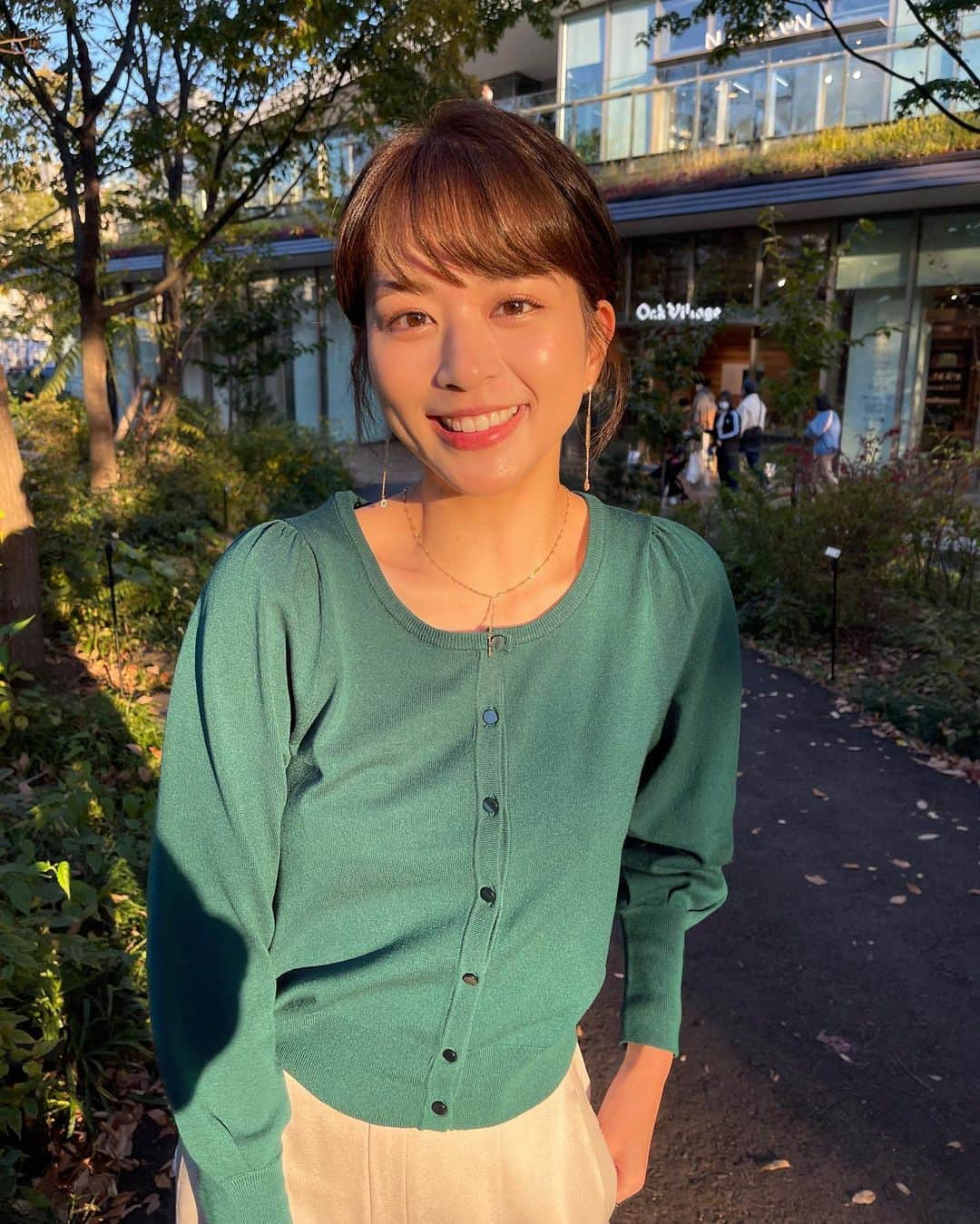 沖田愛加さんのインスタグラム写真 - (沖田愛加Instagram)「@enelsia_official の10金のネックレス💍 上品で華奢なアクセサリーがすき！ 私が普段よく使うアクセサリーを youtubeで紹介しました！ 今日upします🍃」12月4日 19時34分 - okita_aika