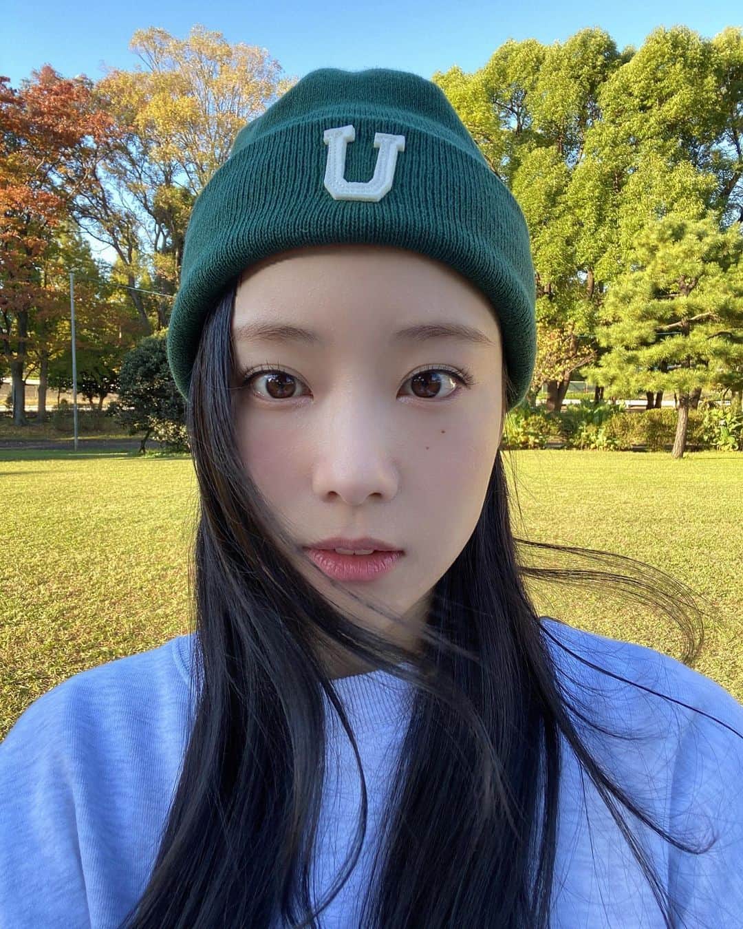 重盛さと美さんのインスタグラム写真 - (重盛さと美Instagram)「こんにちは！🐸  ニット帽＆トレーナー @eyarn.jp」12月4日 20時18分 - satomi_shigemori