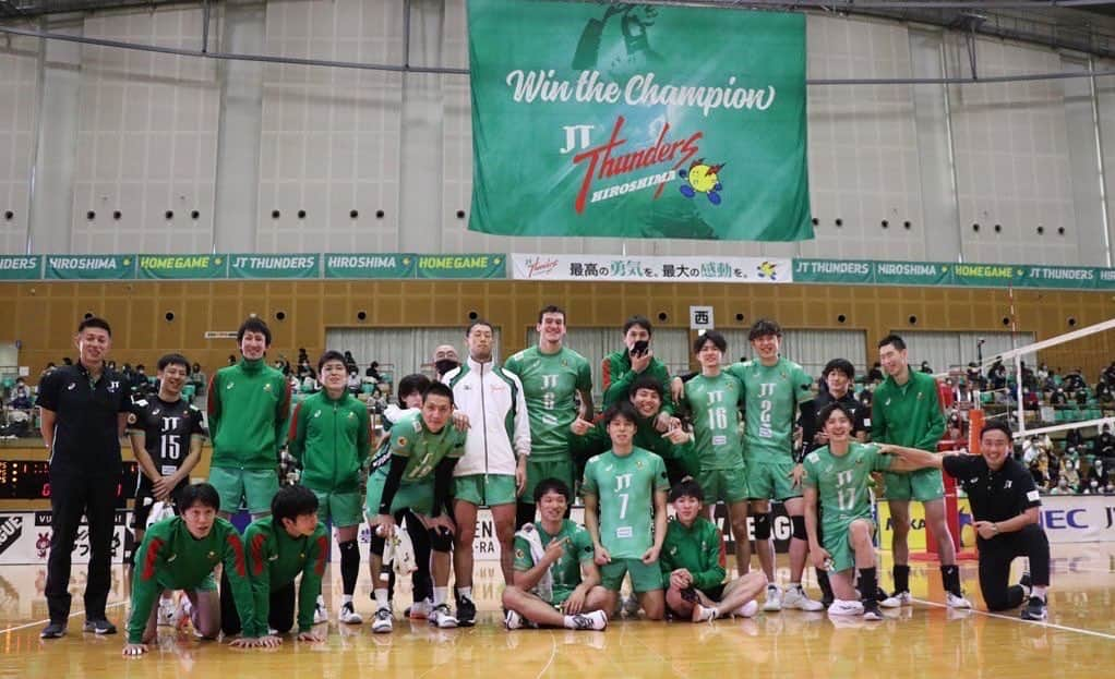 小野寺太志さんのインスタグラム写真 - (小野寺太志Instagram)「… vs VC長野 3-0 WIN !!! 年内最後のHG勝利で終えることができました🙆‍♂️ 来週からは天皇杯🤟  #1205 #7勝目 #JTサンダーズ広島」12月5日 16時06分 - taishi.o