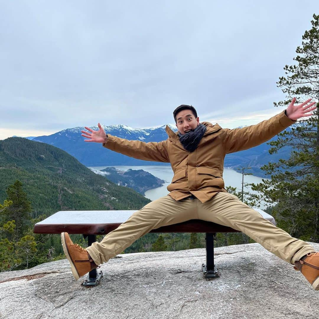 ジュリアン志傑乙のインスタグラム：「🏔🚠」