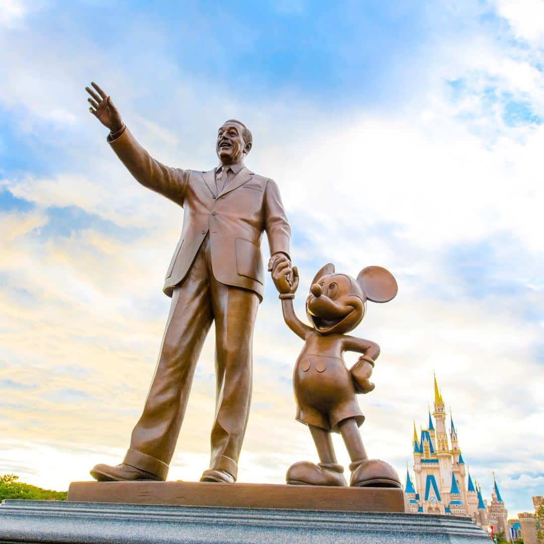 東京ディズニーリゾートさんのインスタグラム写真 東京ディズニーリゾートinstagram From Now On Forever これからも いつまでも Sunset Bonds Tokyodisneyland Tokyodisneyresort Waltdisney Mickey Waltdisneybirthday 夕焼け 絆 東京