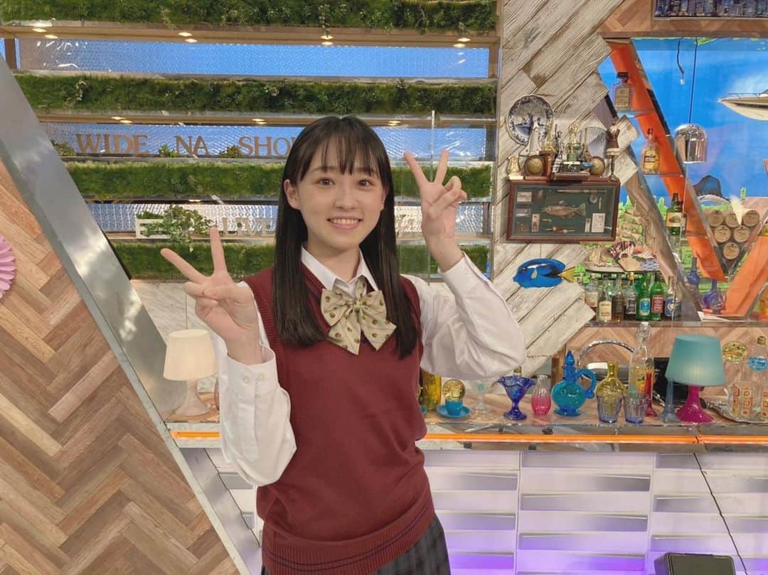 中尾百合音のインスタグラム：「フジテレビ「ワイドナショー」出演させていただきました☺︎ ご覧いただきありがとうございました‼︎ 2回目でしたが緊張maxでした✌🏻✌🏻✌🏻 #ワイドナショー」