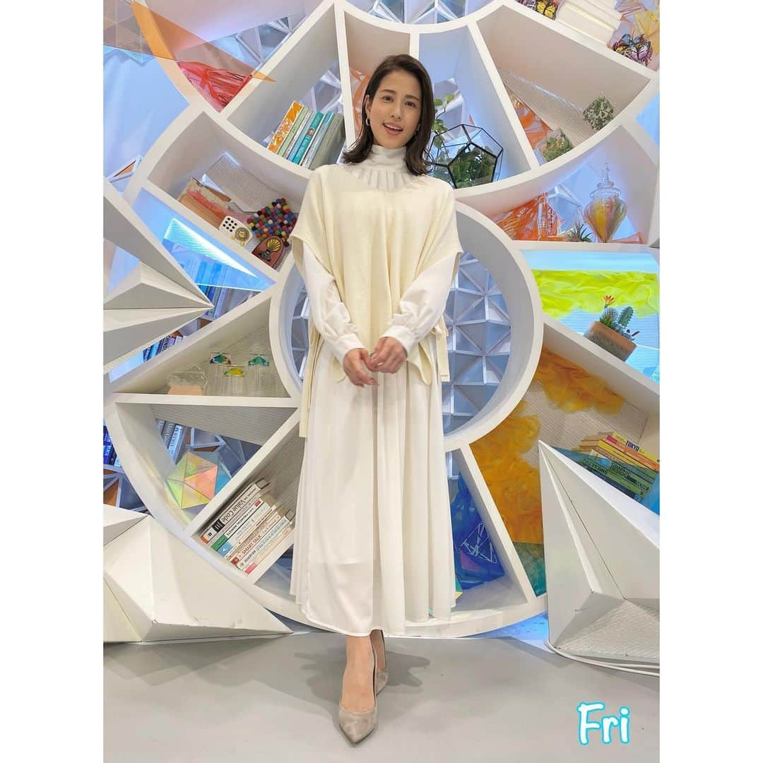 永島優美さんのインスタグラム写真 - (永島優美Instagram)「* 👗Weekly Coordinate（11/29-）👠 * 先週の衣装です！  もう冬ですね☃️ 久しぶりに全身真っ白な日❄️  - - - - - - - - - - - - - - - - - - - - - - - 👗#weeklyコーデ （Mon＆Tue ▶︎ Wed＆Thu ▶︎ Fri） #coordinate #めざまし8」12月5日 19時18分 - yuumi_nagashima