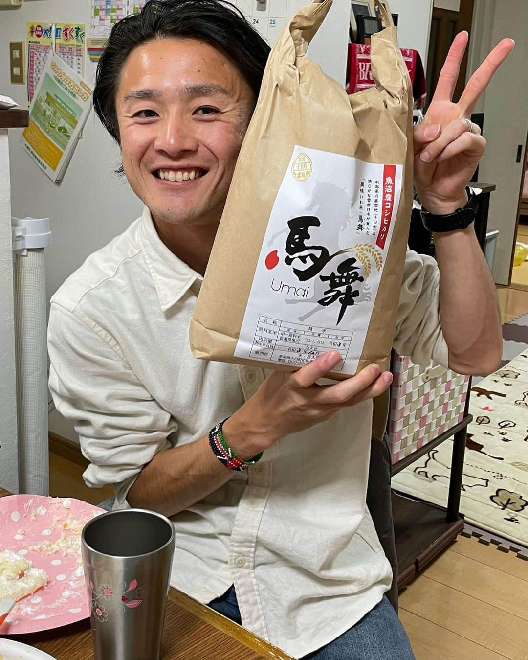 窪田忍のインスタグラム：「馬舞🌾購入いたしました〜🌝 とても美味でした！！ 離乳食にして娘もバクバク食ってました。笑   #馬舞  @kome_jintaro @hattori.1113 @suguru_osako」