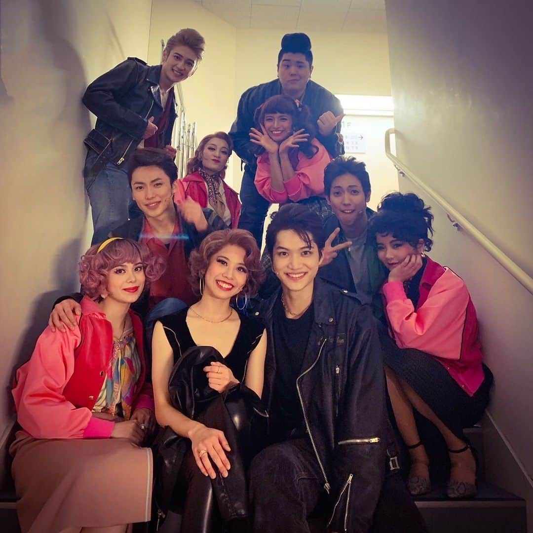 有澤樟太郎のインスタグラム：「#GREASE シアタークリエ公演 千秋楽でした。 ご来場誠にありがとうございました。 一山越えました。 残すは大阪、神奈川公演 まだまだ青春は続きます。 最後までよろしくお願いします！」