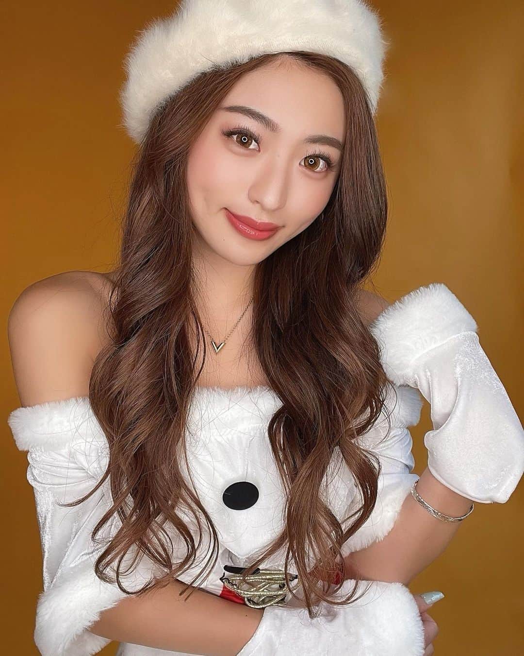 MIYABIのインスタグラム：「こんばんは❄️  雪ん子みやび☃️✨  今年はスノボー行きたいなぁ🏂 ウィンタースポーツは、お好き？🙃  #ゆきんこ」