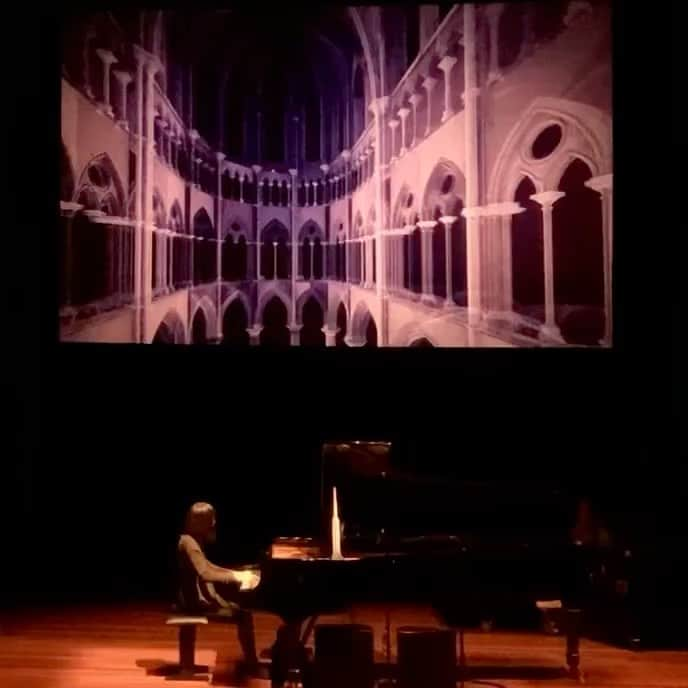 アリス＝紗良・オットのインスタグラム：「LULLABY TO ETERNITY features a reminiscence of the famous Lacrimosa from Mozart’s Requiem. Catch Echoes Of Life in concert in 2022:  JAN 20, Antwerp: @desingelartscentre JAN 27, Budapest: @mupabudapest JAN 29, Paris: @laseinemusicale FEB 04, Munich: @muenchenmusik FEB 11, Lucerne: @kklluzern APR 10, Katowice: @nospr APR 28, Bielefeld: @schonebergkonzerte_  🎥: @tugcetez Video Design: @_hakandemirel_ 🎵: Ott: Lullaby To Eternity  #davidsdearest #alicesaraott #echoesoflife #lacrimosa #lullaby #mozart」