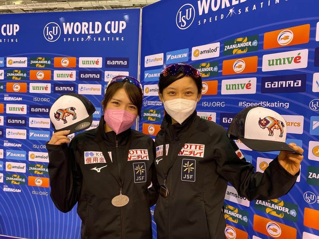のインスタグラム：「W杯第2戦に続き今回も表彰台☀️ 正直驚いています！ 前半戦も残り1戦となりましたが、最後まで走り抜きます🏃‍♀️  #スピードスケート #speedskate #ana」
