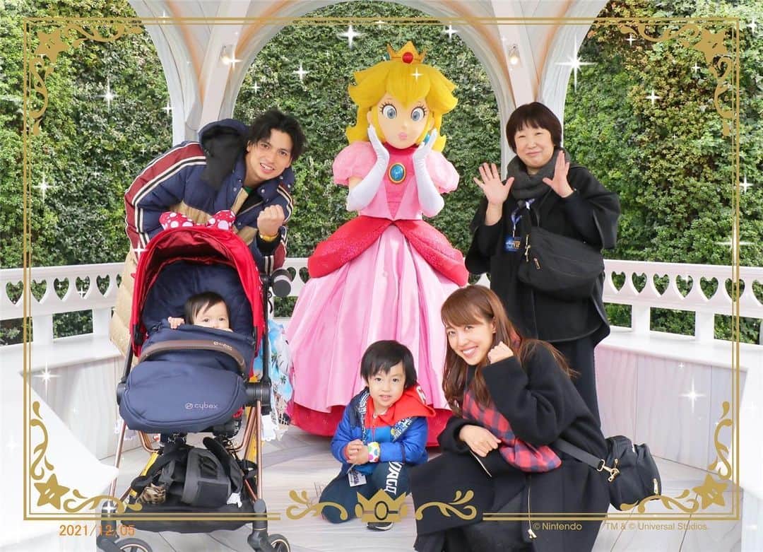 アレクサンダーのインスタグラム：「ピーチ姫👸🍑のんちゃんみたい❤️😍😍😍😍のんちゃん可愛い❤️ てカゲトラがずっと言ってたよw #usj #ピーチ #peach」