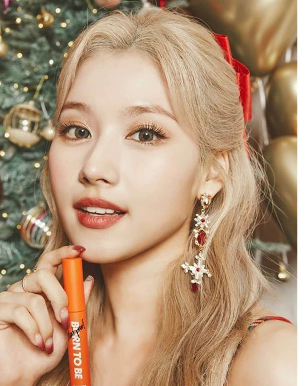 サナさんのインスタグラム写真 - (サナInstagram)「SANA x Apieu ーーーーーーーーーー Follow > @sana.twice.kr < . @twicetagram #TWICE#트와이스#ONCE#Sana#사나 #Nayeon#나연#Jeongyeon#정연#Momo#모모#Jihyo#지효#Mina#미나#Dahyun#다현#Chaeyoung#채영#Tzuyu#쯔위」12月6日 13時40分 - sana.twice.kr