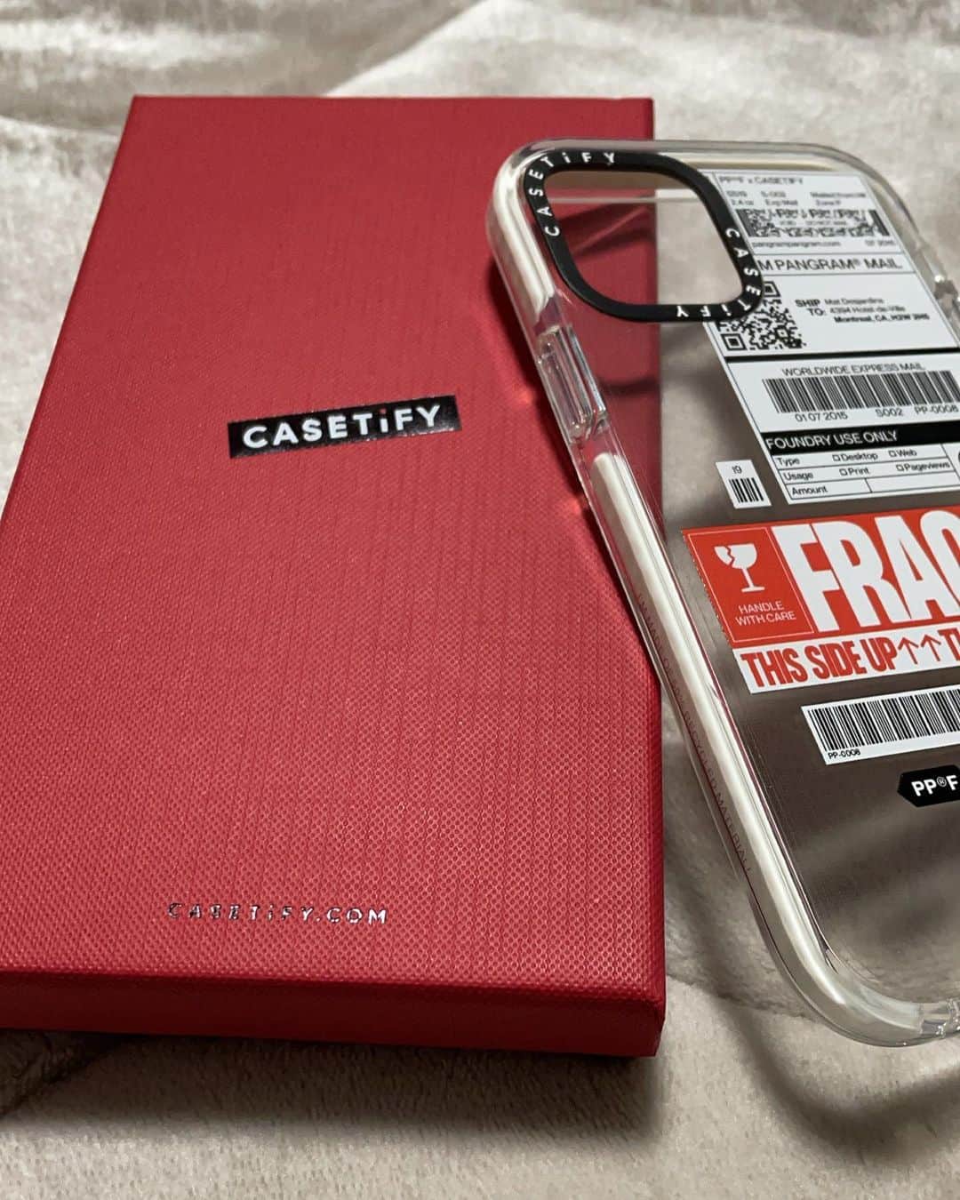 染野唯月のインスタグラム：「@casetify @casetify_jp  #casetify  #showyourcolors」