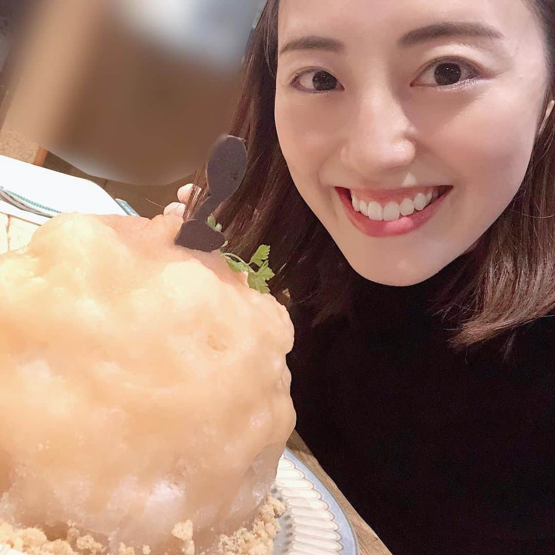 沢井美優さんのインスタグラム写真 - (沢井美優Instagram)「りんごちゃん🍎  #沢井はかき氷です #🍧  #かき氷 #かき氷大好き  #かき氷は人を幸せにする #🧡　 #甘いものは人を幸せにする　 　 #笑顔溢れる毎日を  #明日もきっと素敵な一日  #お腹すいた #そればっか #眠たいかお腹すいてるか眠たいか  #みなさんの晩ごはん #聞くの楽しい #🍚 #参考にしたりしなかったり #😂 #答えてくれてありがとう😊  #嬉しいなぁ💕  #何食べよう #🤤 #かき氷屋さん行きたい😗」12月6日 17時32分 - sawai_miyuu