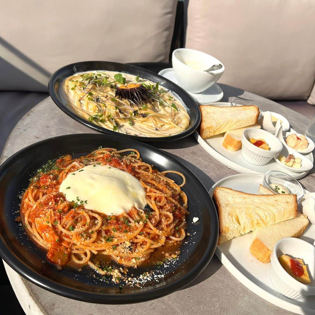 星野麻里愛さんのインスタグラム写真 - (星野麻里愛Instagram)「表参道でずっと行きたかった ランチ❤︎  パスタとパンとかセットで1800円とかでめっっちゃ美味しいの！ テラスで食べるランチ好き🍽  #表参道ランチ#表参道グルメ  #クインシー表参道#クインシー#queency#東京グルメ #カフェ部#東京ランチ#表参道カフェ巡り  #パスタランチ#関東グルメ#関東カフェ」12月6日 21時25分 - maria.pink28