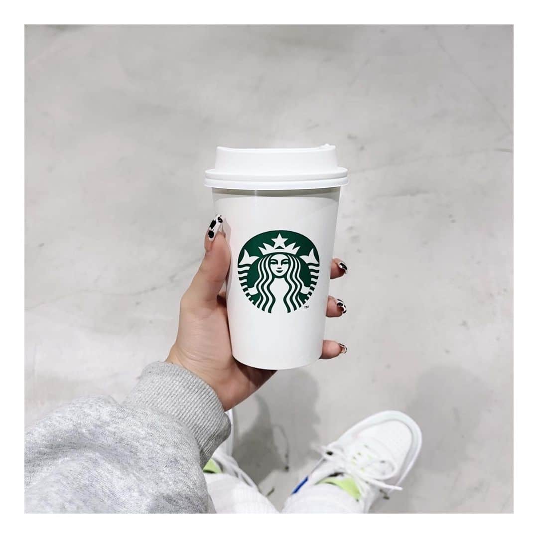 松葉愛海のインスタグラム：「☕️」