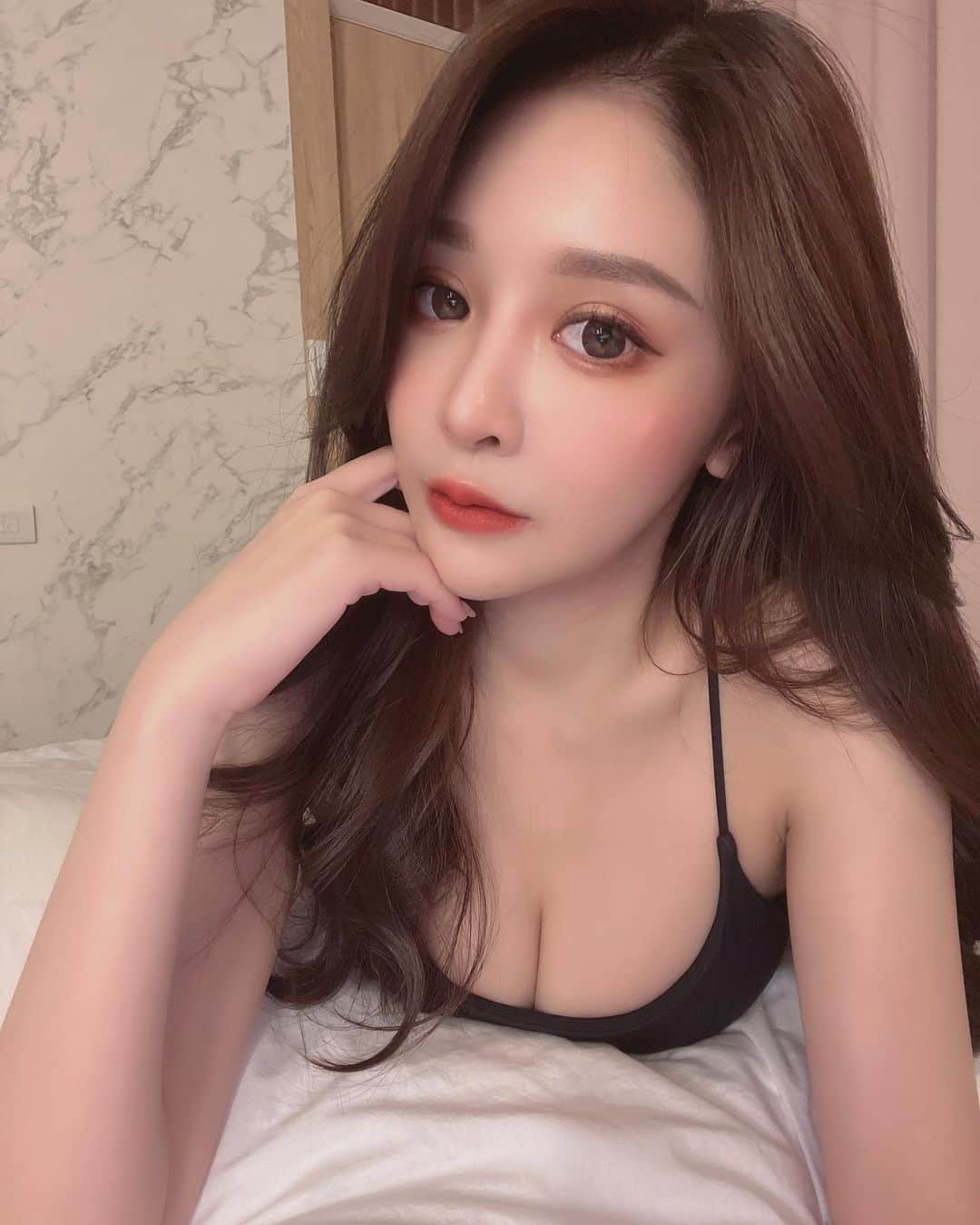 謝侑芯のインスタグラム：「🥰午安」