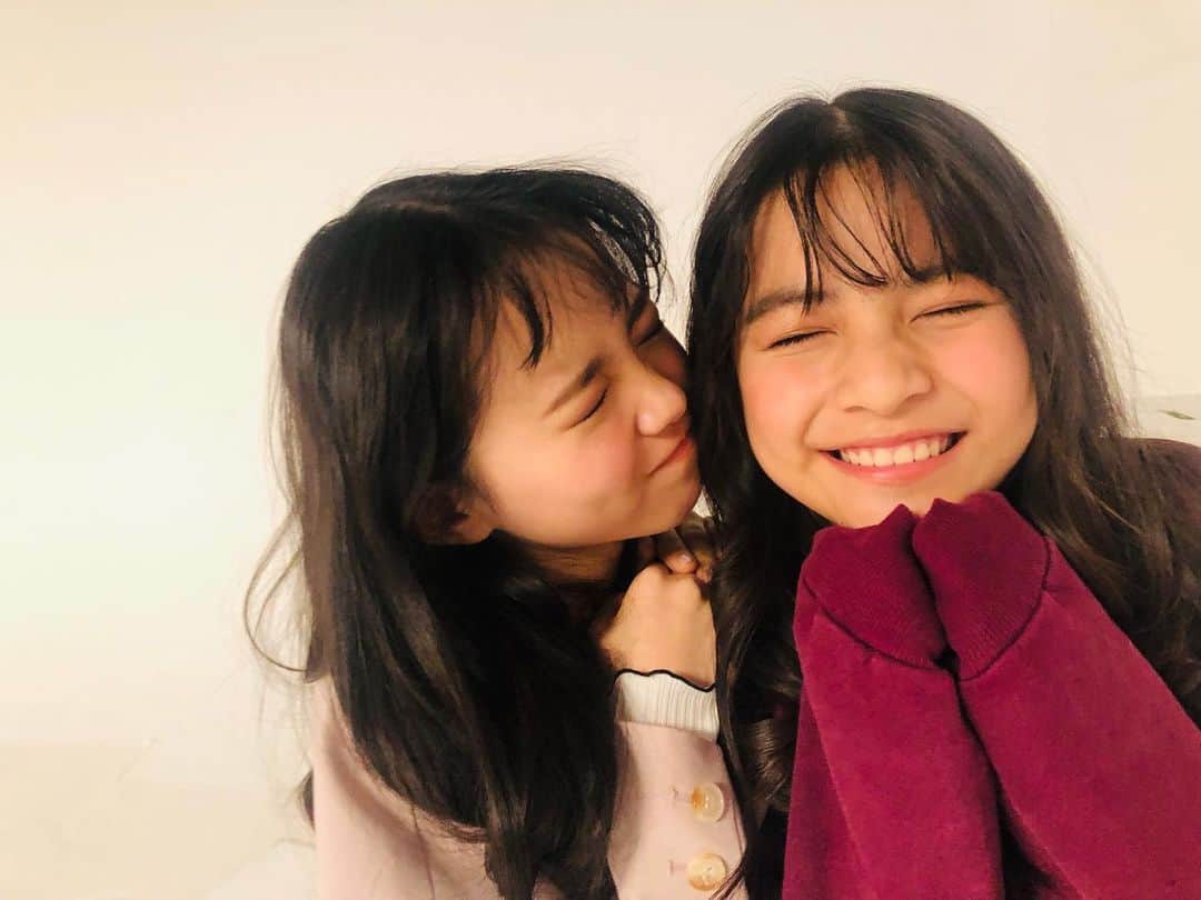 ニコ☆プチのインスタグラム：「😘😘💓💐  #有坂心花 #小松崎ふたば #はなたば」